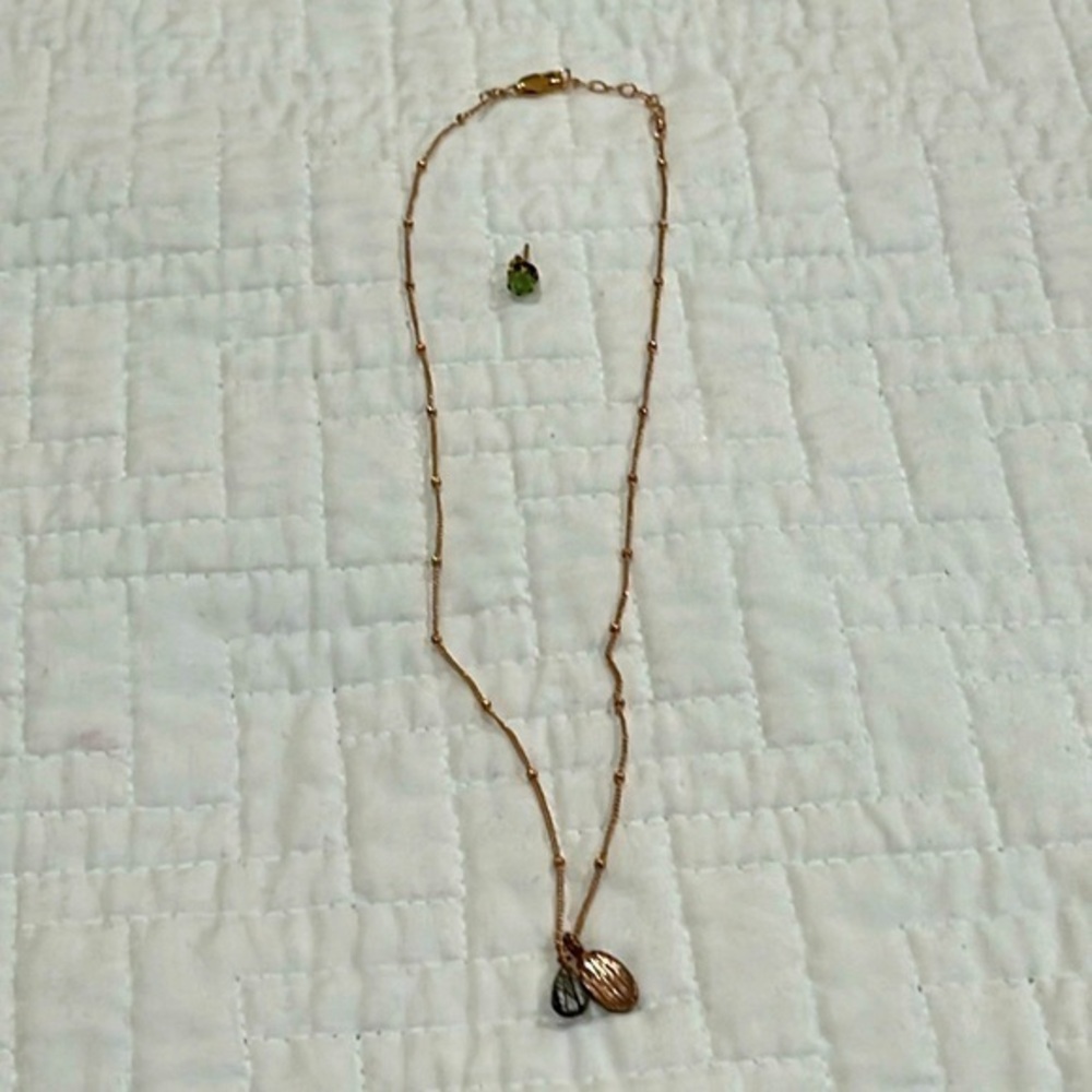 NECKLACE & STUD